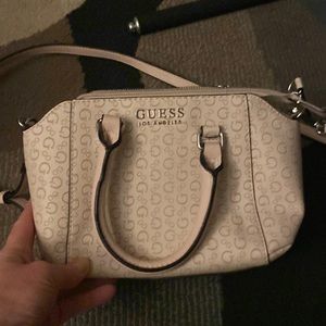 Small guess handbag. Pale pink/beige. Neutral for any occasion.